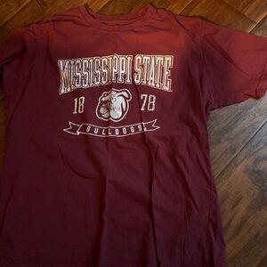 A beautiful Mississippi State shirt